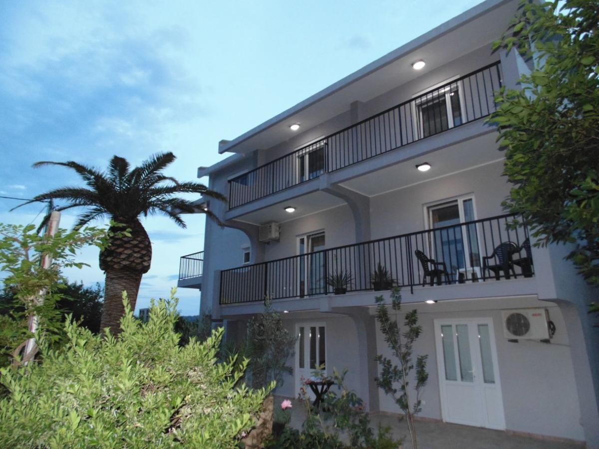 Apartments Macaso Bar Buitenkant foto