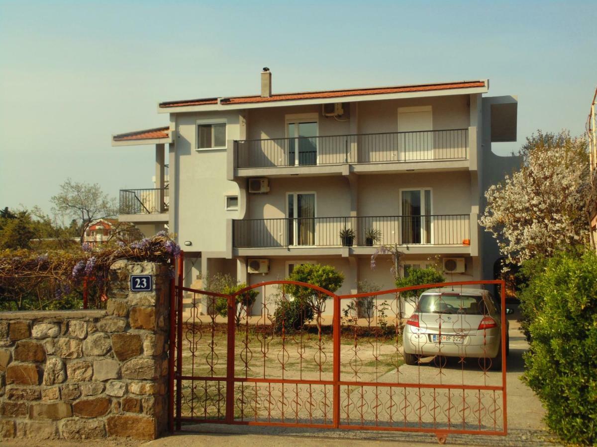 Apartments Macaso Bar Buitenkant foto